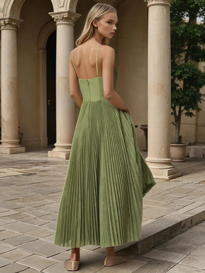 VERONIQUE VERDE™ | Elegance & Timeless Class