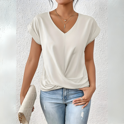 EMMA™ | Fashionable T-shirt – Stylish & Comfortable