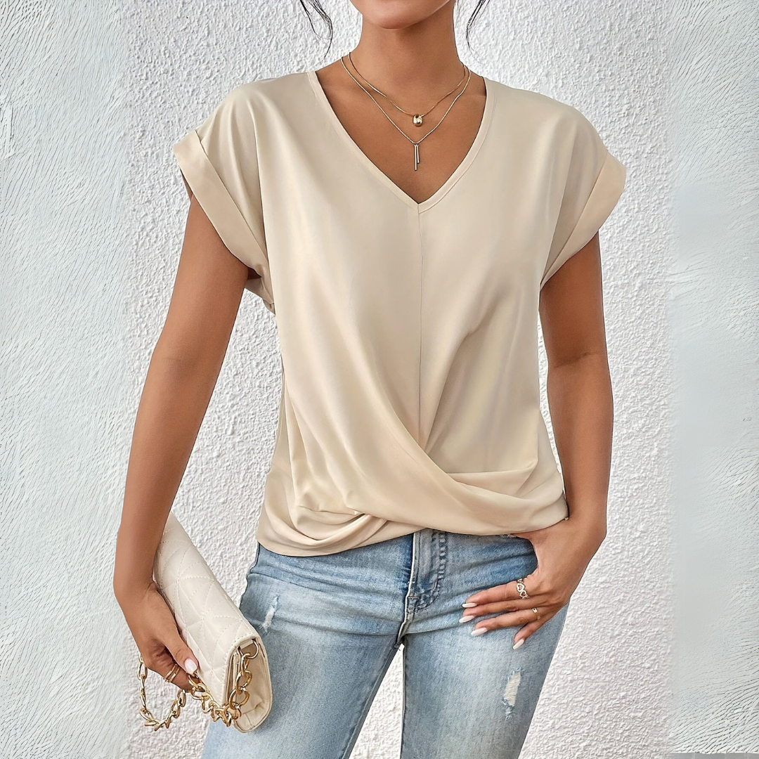EMMA™ | Fashionable T-shirt – Stylish & Comfortable